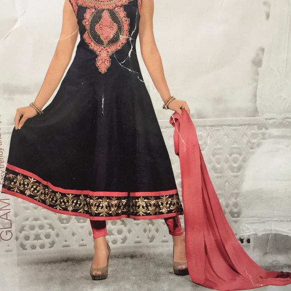 Indian anarkali salwar kameez - Picture 1 of 7